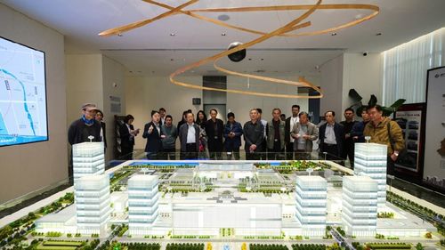 濟(jì)寧市文化交流協(xié)會(huì)攜手濟(jì)寧城投開展鳳凰網(wǎng)山東采風(fēng)創(chuàng)作活動(dòng)，深化文化合作與創(chuàng)新